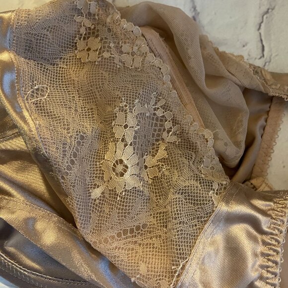 Goddess Cassie Banded Bra 36I Fawn NWOT - Picture 3 of 5
